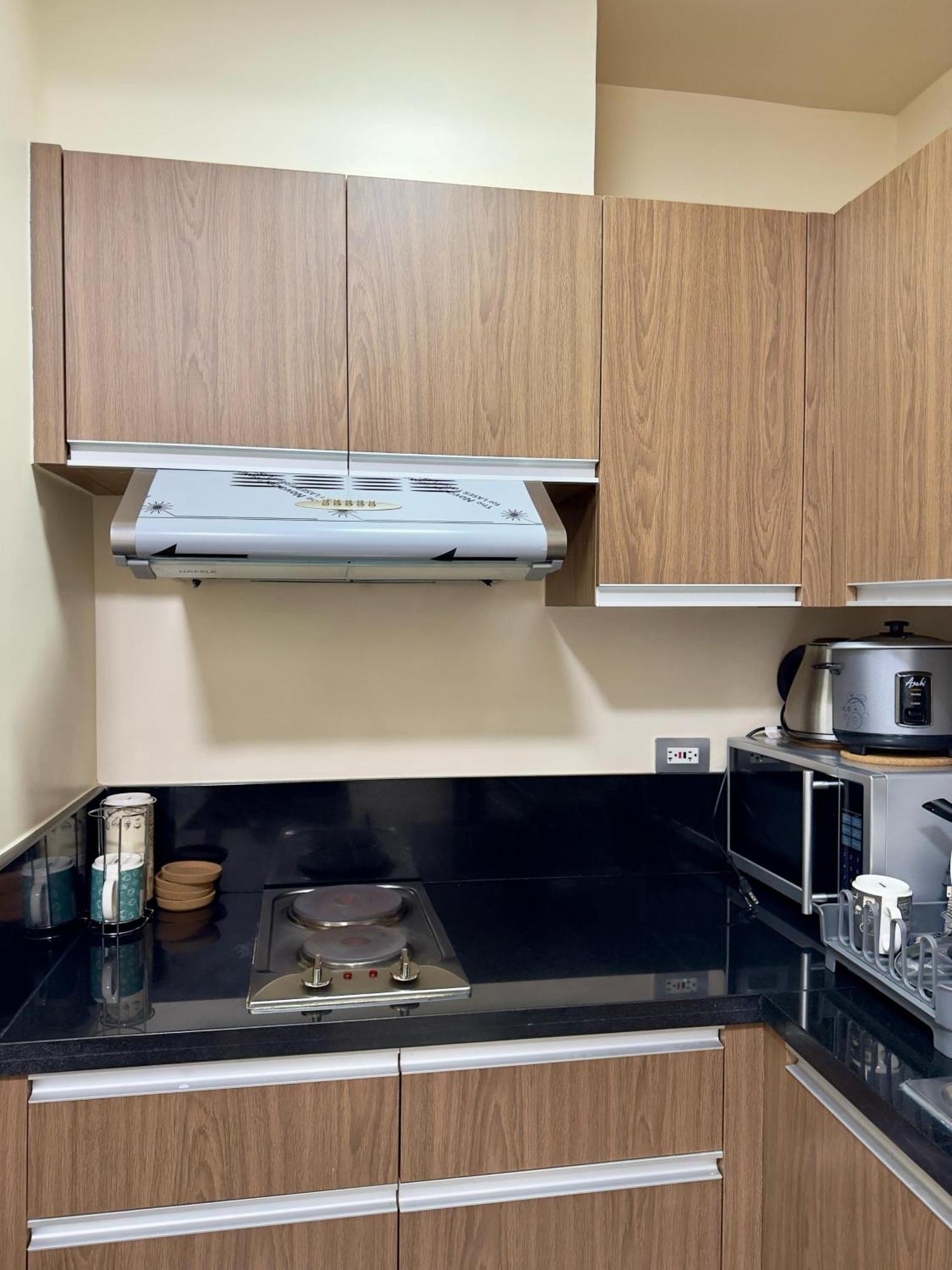 Bayfront - Near Airport, Moa, Picc, Star City, Manila Bay - Pet-Friendly With Fast Wifi, Netflix & Pool Access Pasay Extérieur photo